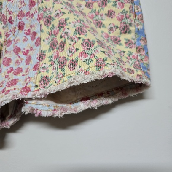 Anthropologie Farm Rio Patchwork Multi Floral Denim Shorts Boho Festival Sz 26 - Picture 2 of 7